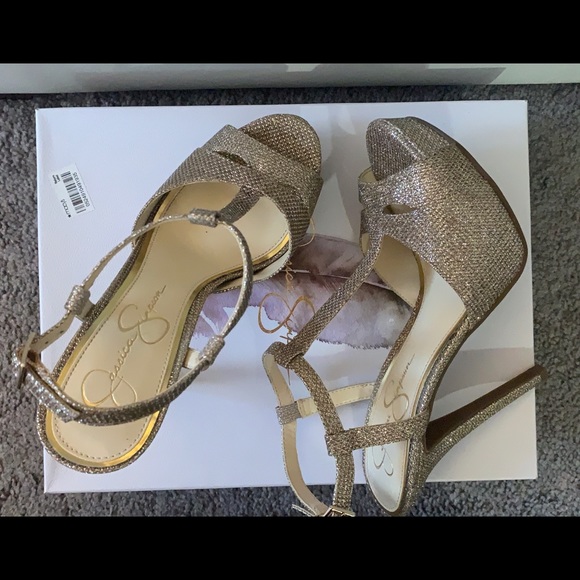 Jessica Simpson - Barreta Size: 7.5 - Picture 4 of 6